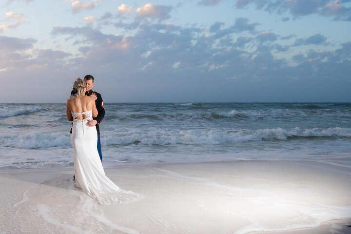 Private Professional Vacation Photoshoot in Palm Coast - Photo 1 of 24